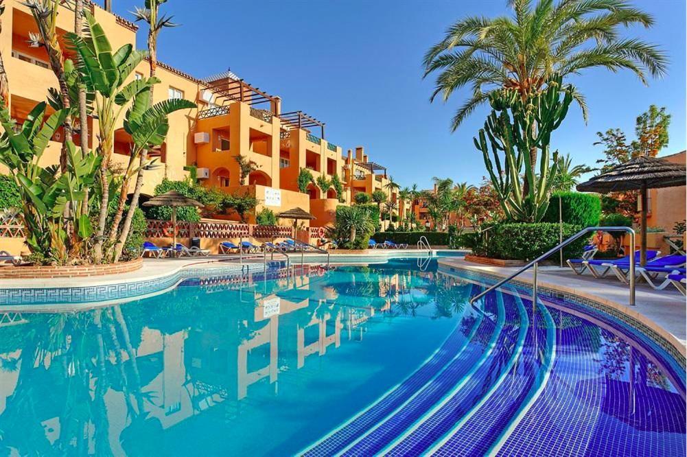 Skysea Holidays Riviera Del Sol مالقة المظهر الخارجي الصورة